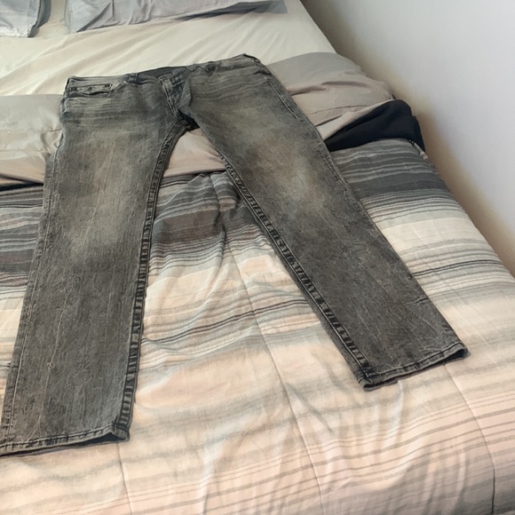true religion jeans - Picture 2 of 3
